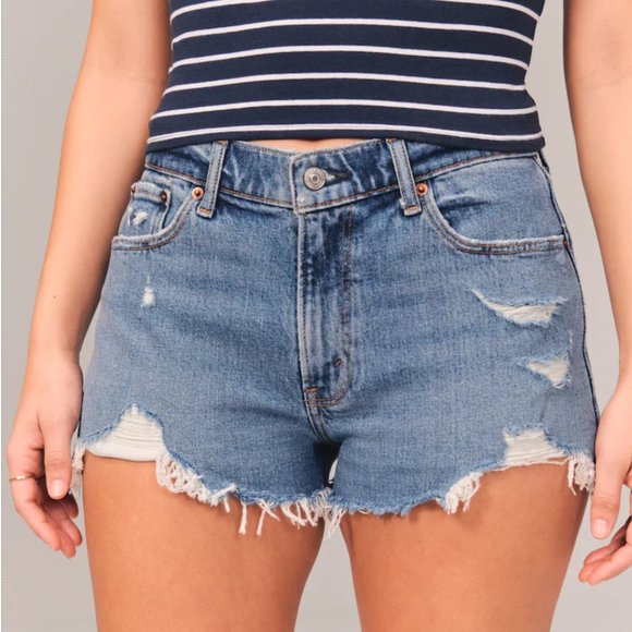 ABERCROMBIE & FITCH Curve Love Mid Rise Mom Shorts (35 R) |*SEXY FRAYED CUT-OFFS - Picture 1 of 9